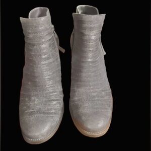 Paul Green Malibu Sliced Zip Bootie Earth Metallic leather, sz 5 1/2